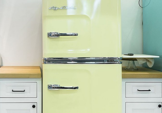 Выбор холодильника в магазине бытовой техники — занятие ответственное