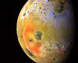 Спутник Юпитера переносит мощную вулканическую активность