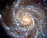 Hubble удалось заснять две столкнувшихся галактики
