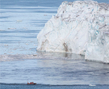 От Гренландии откололся кусочек льда