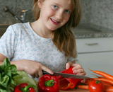 Как помочь ребенку полюбить овощи