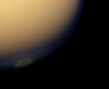 Над южным полюсом Титана зафиксировано облако