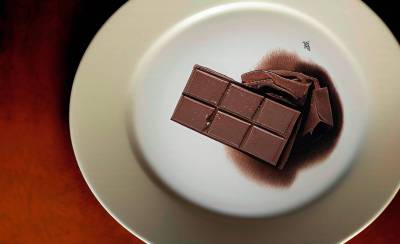 И толстый, толстый слой шоколада. Ученые выяснили, чем на самом деле так хорош шоколад