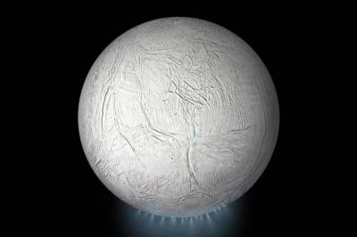 PNAS: Есть ли признаки жизни на холодной луне Сатурна?
